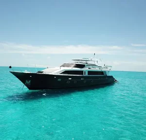 Unbridled Motor Yacht Hero Featured Image